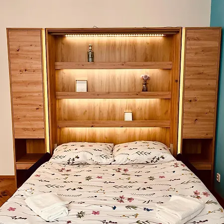 Moderni Apartman Na Hluboke V Praze - Idealni Pro 4 Prague Exterior photo