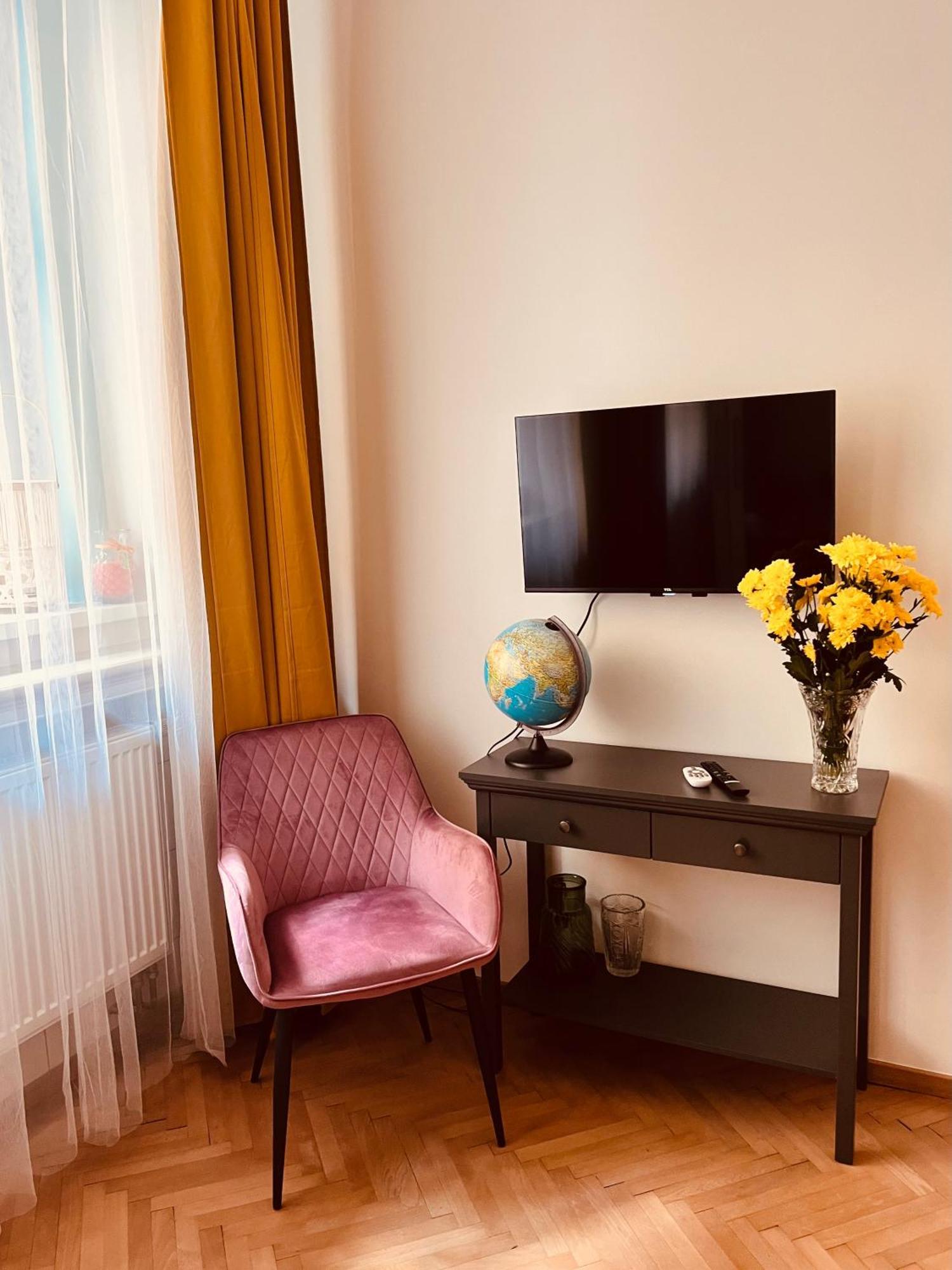 Apartment Moderni Na Hluboke V Praze - Idealni Pro 4 *