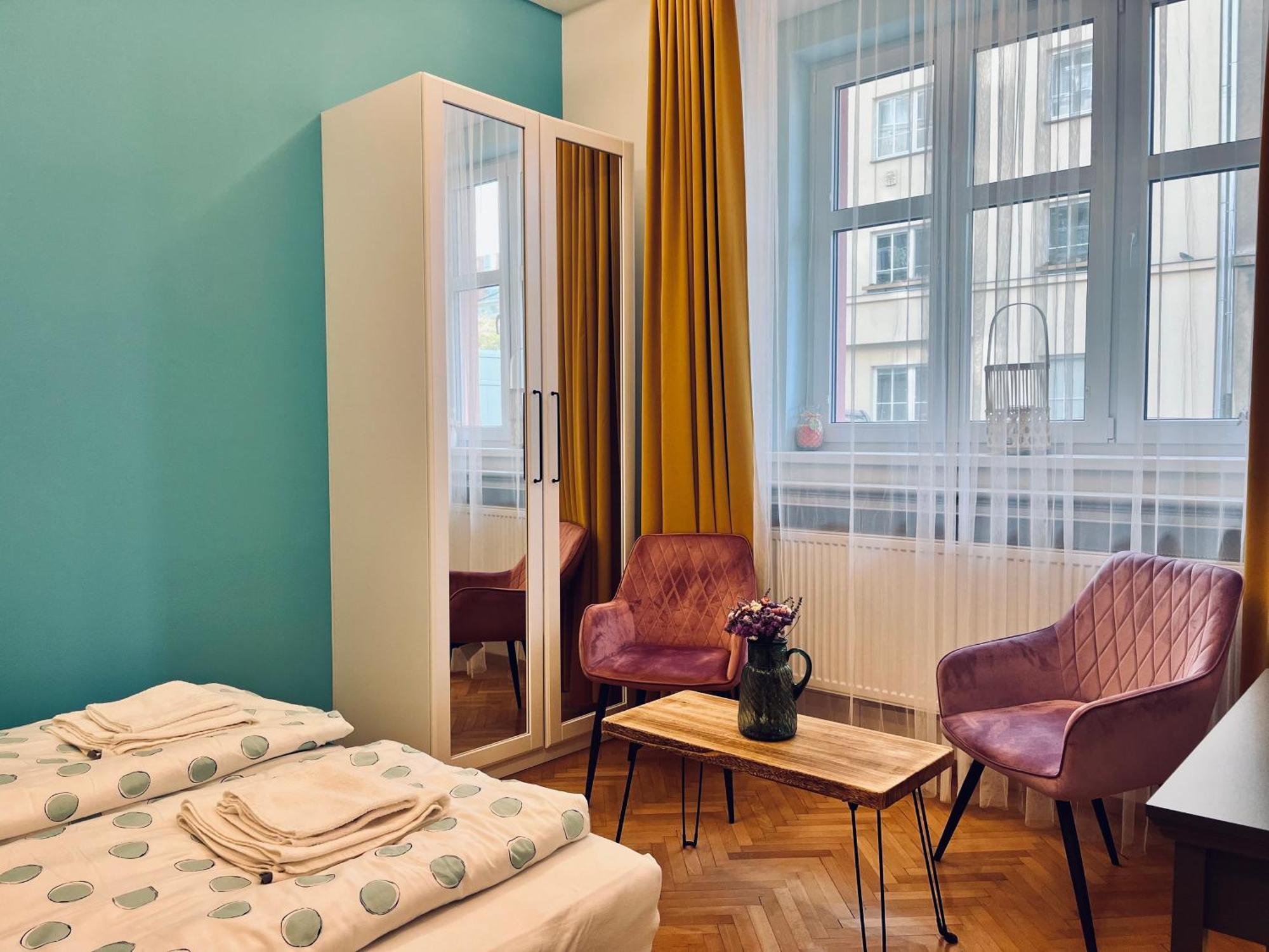 Moderni Na Hluboke V Praze - Idealni Pro 4 * Prague